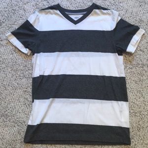 Old navy T-shirt